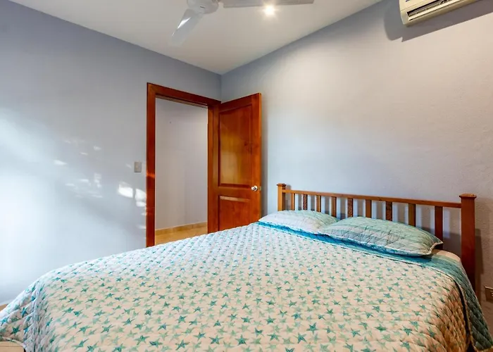 Сasa de vacaciones 2 Bedroom Ocean-view With Pool *