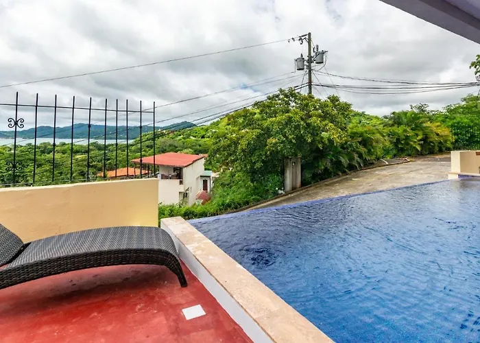 Сasa de vacaciones 2 Bedroom Ocean-view With Pool *