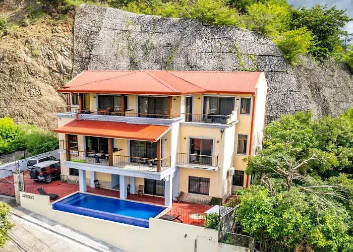 2 Bedroom Ocean-view With Pool *