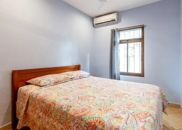 Сasa de vacaciones 2 Bedroom Ocean-view With Pool *