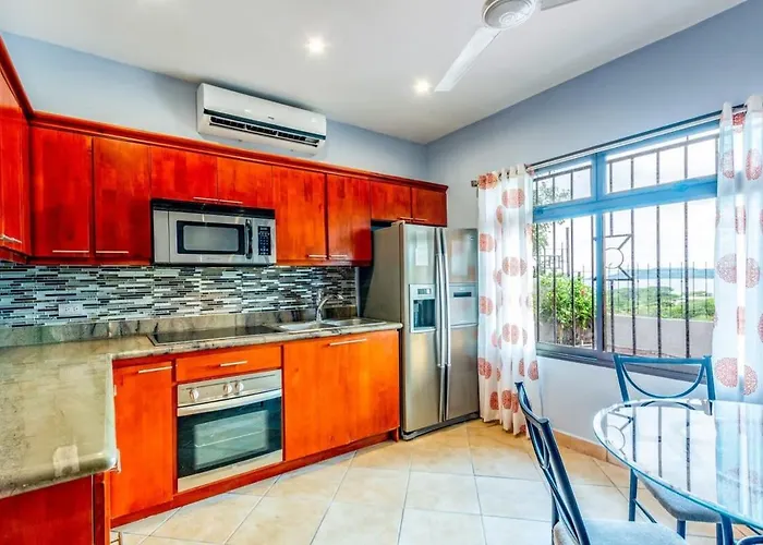2 Bedroom Ocean-view With Pool Playa Flamingo