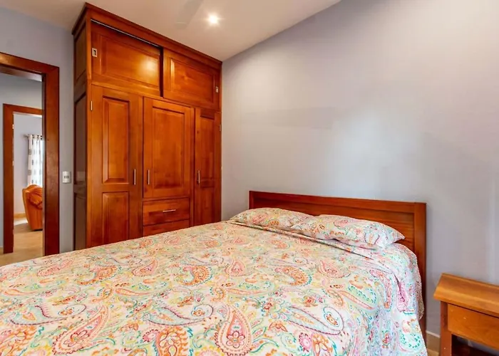 Сasa de vacaciones 2 Bedroom Ocean-view With Pool